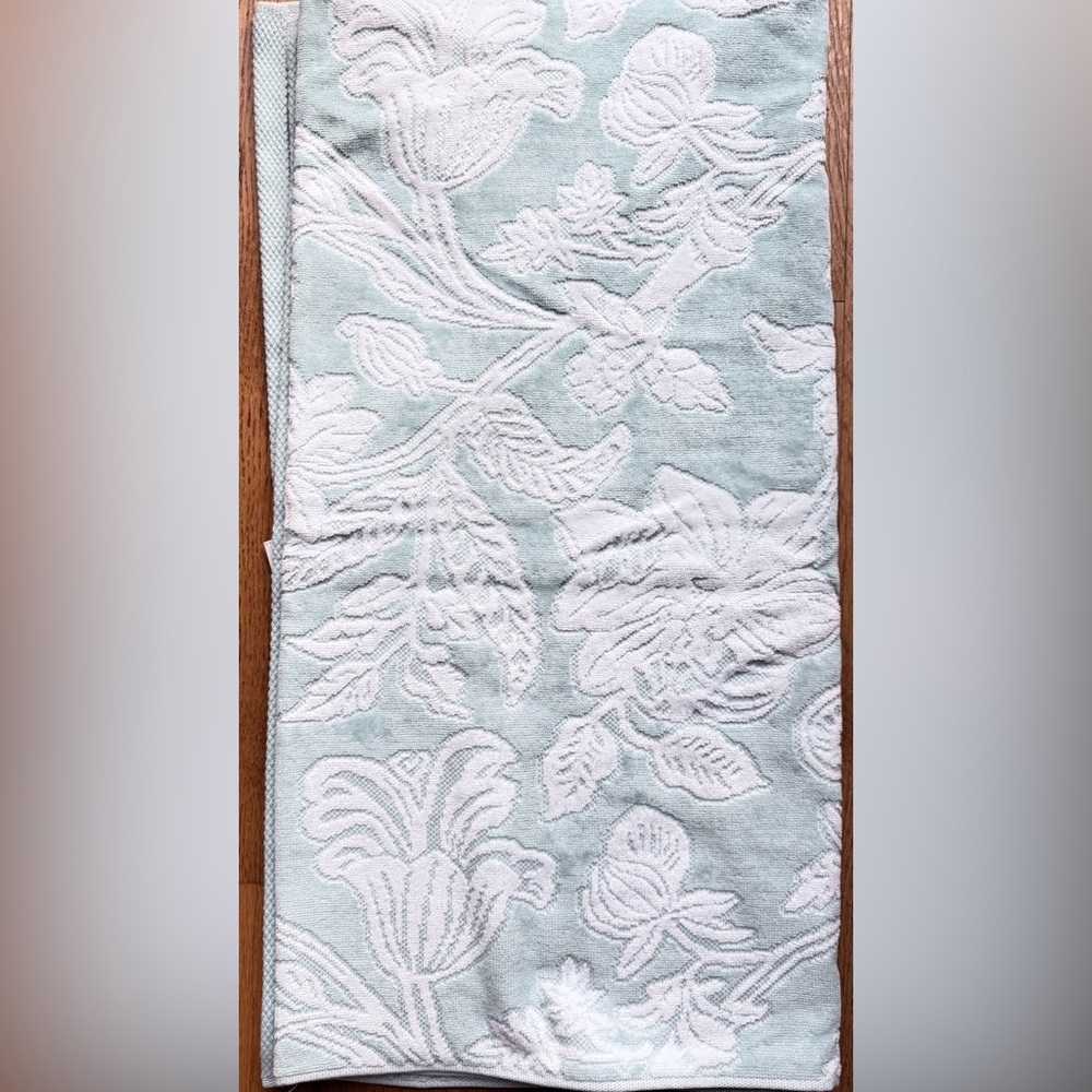 Neiper Aqua Floral Towels set of 8 bath towels - Picture 15 of 16